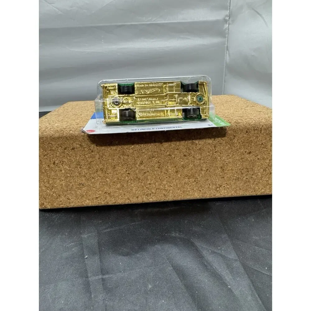 Hot Wheels '64 Lincoln Continental HW Slammed Dollar General Exclusive HTF58 New